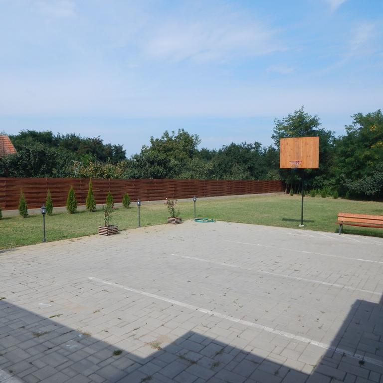 Szamos-Party Vendeghaz Hotel Olcsva Exterior photo